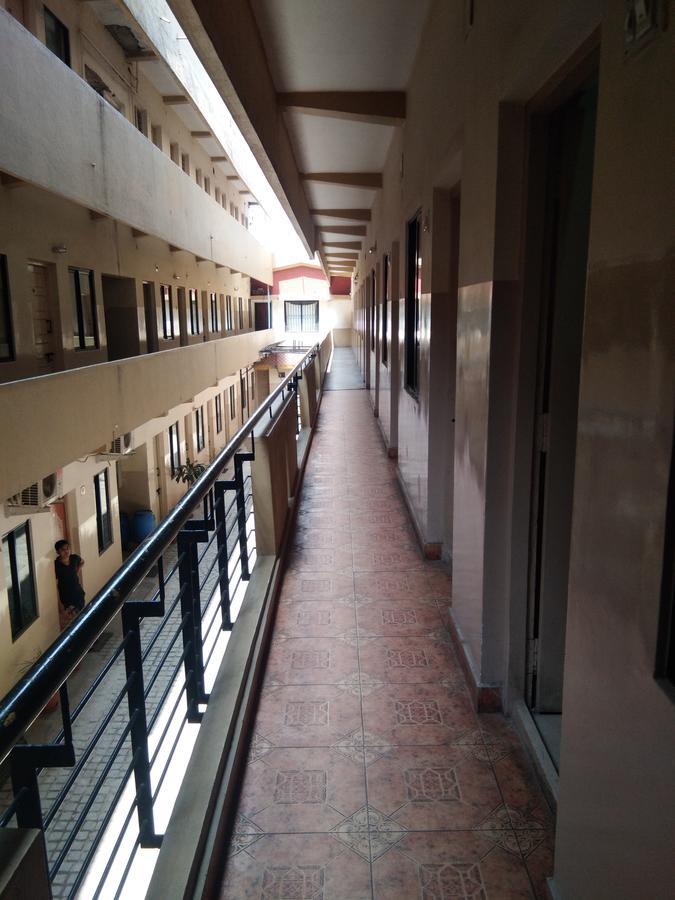 Veekay Tourist Home Bangalore Exteriör bild