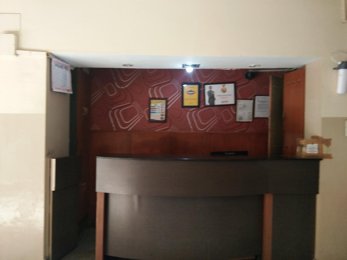 Veekay Tourist Home Bangalore Exteriör bild